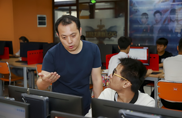如何看待電商<a href=http://njxh.cn target=_blank class=infotextkey>專業(yè)</a>的發(fā)展前景？