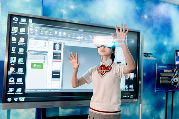 初<a href=http://njxh.cn target=_blank class=infotextkey>高中</a>女生成績(jī)不理想，可以學(xué)什么技術(shù)？