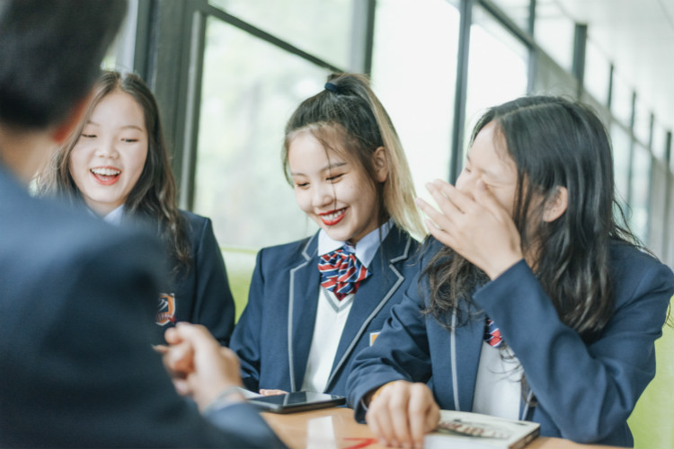 人人出彩 技能強(qiáng)國，新華邀你體驗(yàn)工匠精神