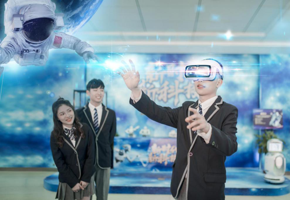 人工智能空前火爆，盤點新華人工智能<a href=http://njxh.cn target=_blank class=infotextkey>專業(yè)</a>教學(xué)和就業(yè)