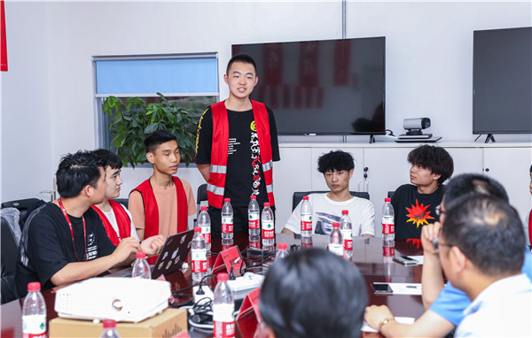 實習(xí)正當(dāng)時，慰問暖人心