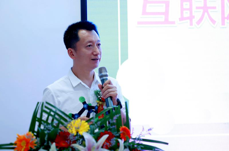 傳遞向上力量！新華電腦學(xué)校《老師來了》7月繼續(xù)開講！