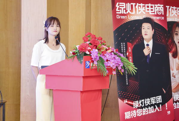 大咖來了！企業(yè)專家進校園，助力學子大發(fā)展！