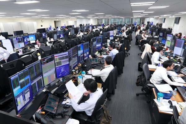 2024年大學(xué)生就業(yè)難題凸顯，技能培訓(xùn)成再就業(yè)新路徑！